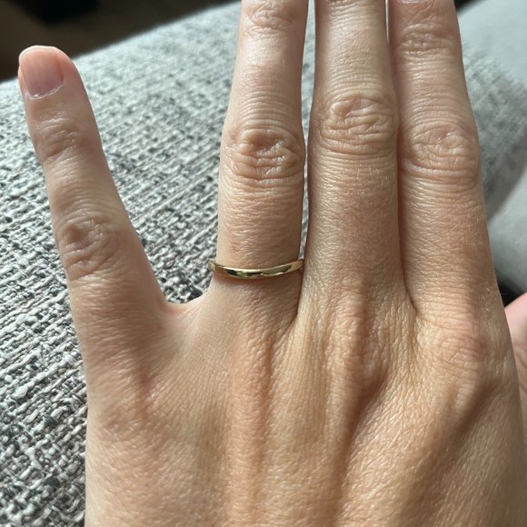 New Casual Seance 14K Gold Curve Band - Picture 5 of 10